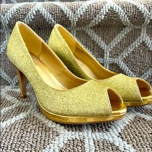 Gold glitter heels